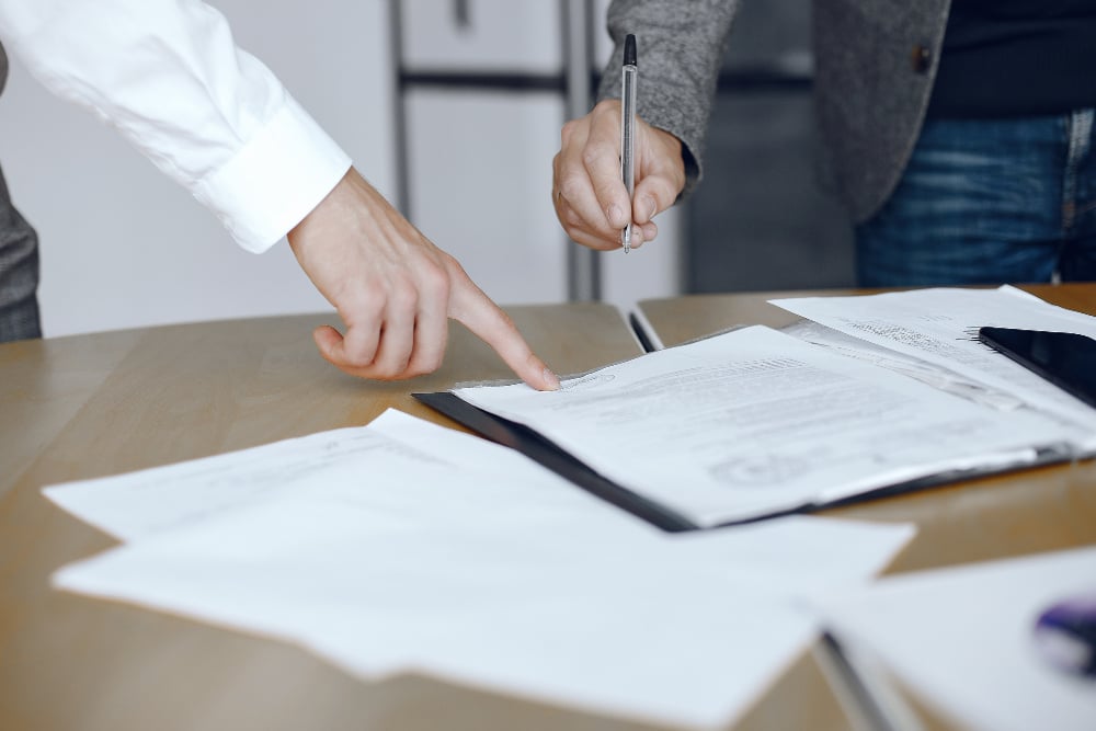 Mieux vaut consulter la liste précise des actifs inclus actions, obligations, fonds verts, immobilier responsable Mieux vaut consulter la liste précise des actifs inclus actions, obligations, fonds verts, immobilier responsable