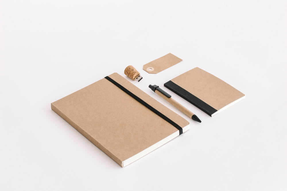 Prendre soin du design, associer harmonieusement logo, slogan et couleurs de l’entreprise, augmente considérablement l’effet Prendre soin du design, associer harmonieusement logo, slogan et couleurs de l’entreprise, augmente considérablement l’effet